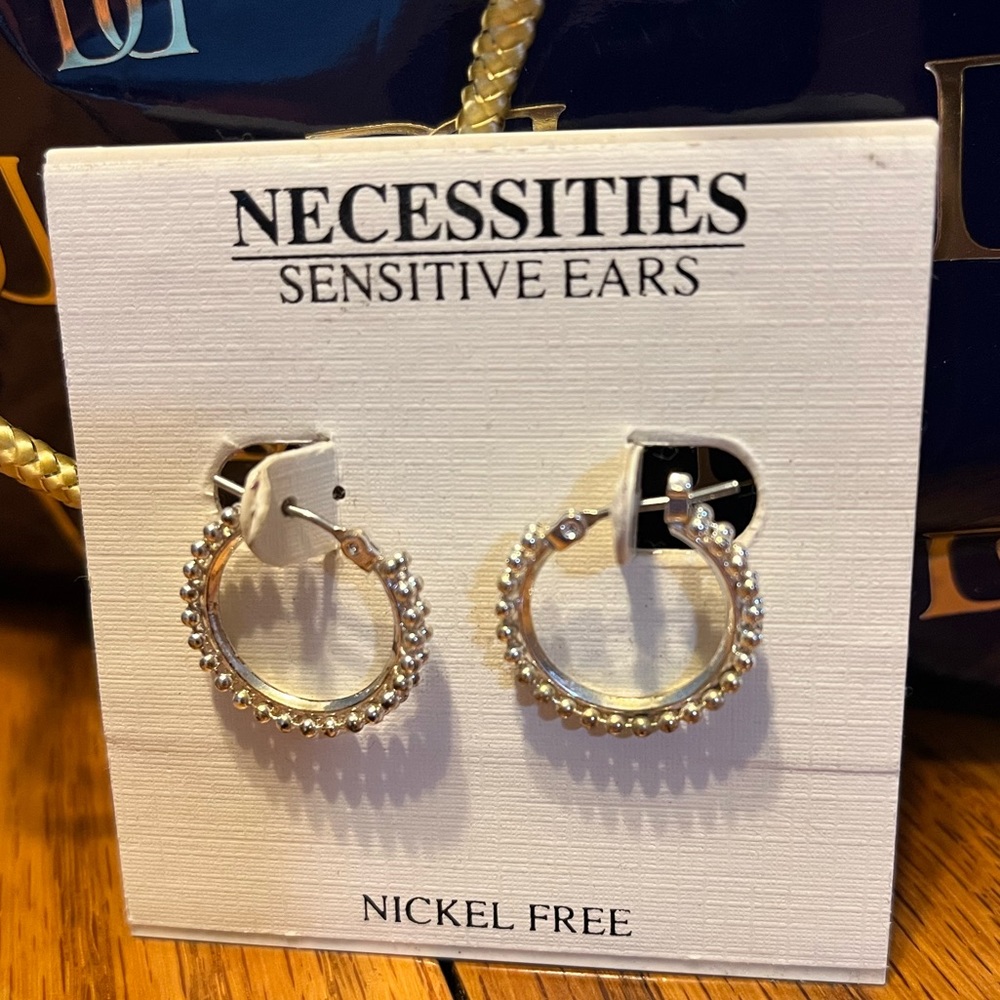 Hoop earrings for sensitive ears